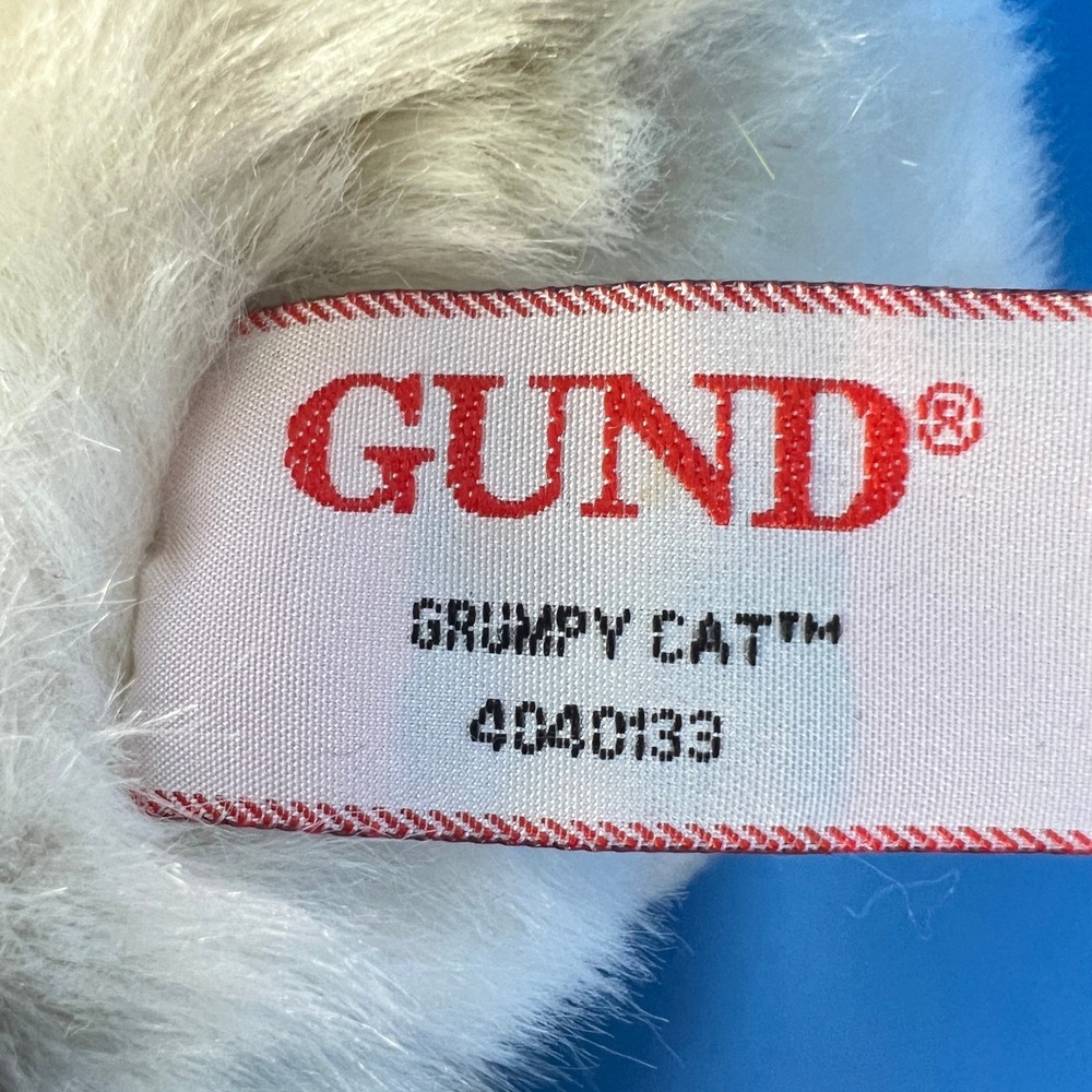 Gund Grumpy Cat Plush 9 Inch White Brown 4040133 Blue Eyes 2018 - Picture 9 of 16